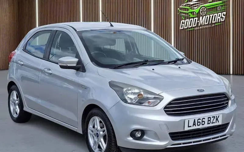 Second-hand Ford Ka Plus Zetec 86 CP (63 kW) 2017 Argintiu Hatchback