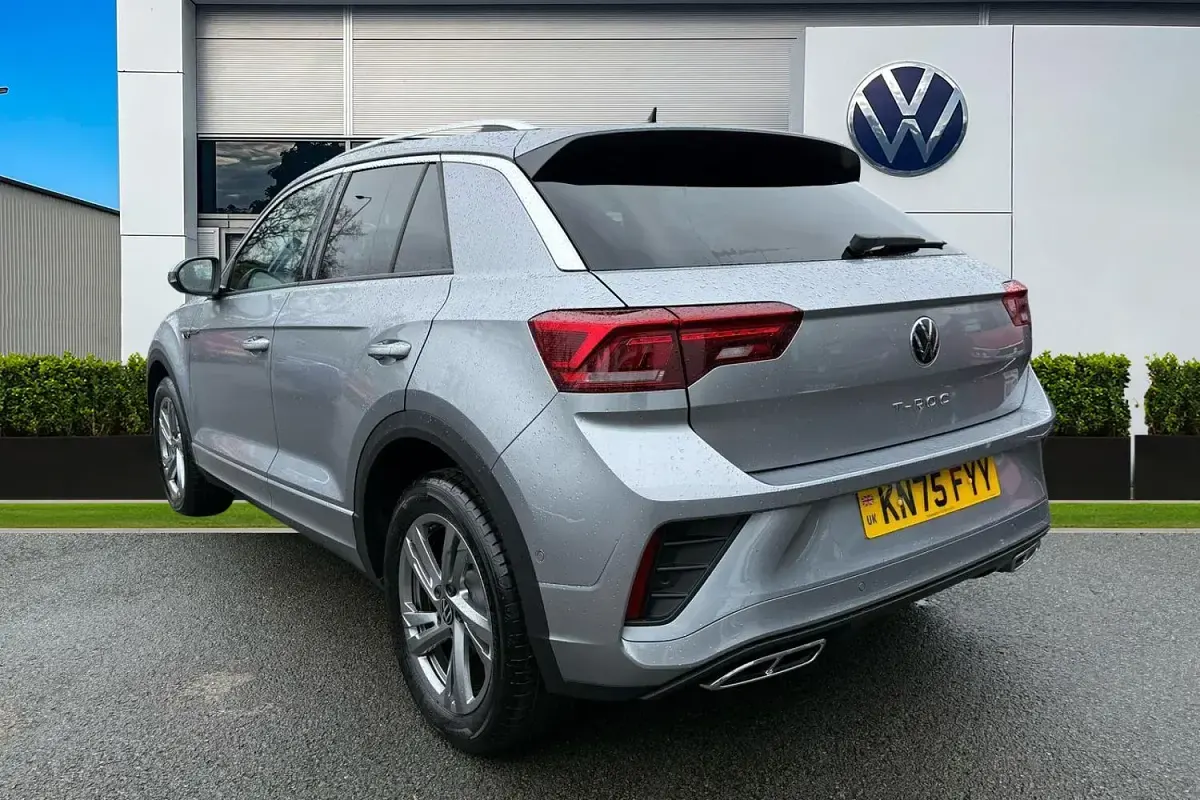 Used VW T-Roc R-line 150 HP (110 kW) 2025 Silver SUV