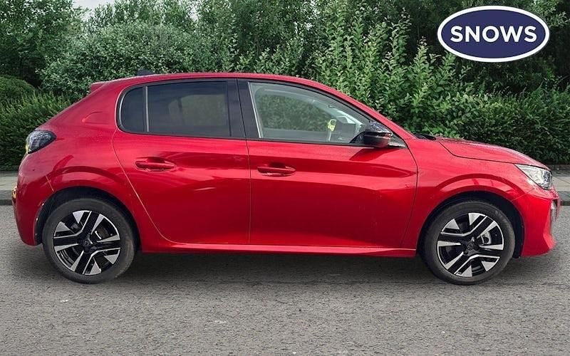 Used Peugeot 208 Allure 102 HP (75 kW) 2025 Red Hatchback