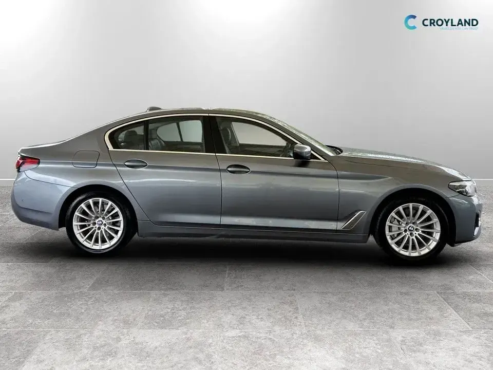 Used BMW 530e Comfort Edition 2021 Blue Sedan