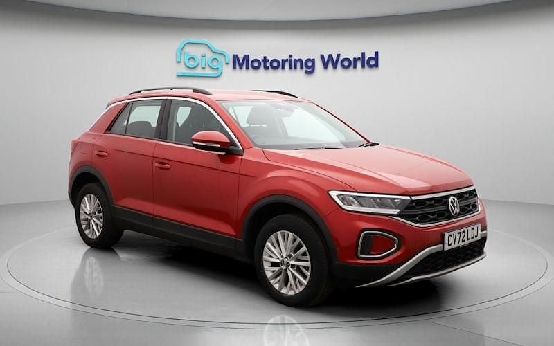 Used VW T-Roc Life 150 HP (110 kW) 2025 SUV