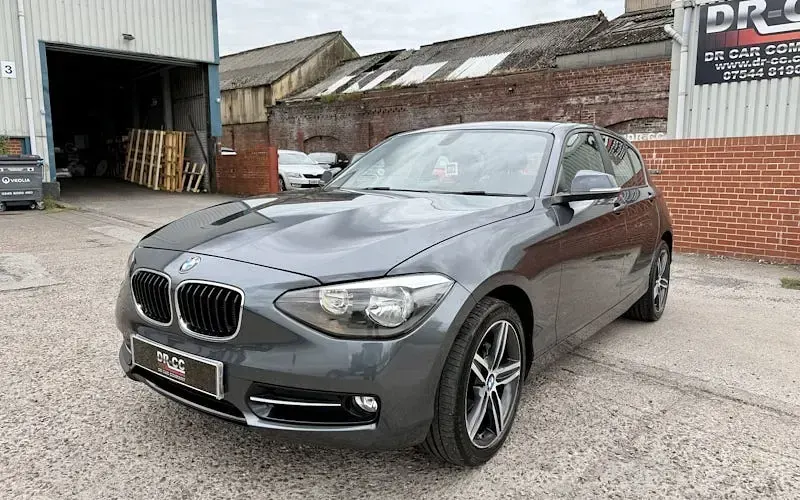 Used BMW 116 Sport Line 136 HP (100 kW) 2014 Grey Hatchback