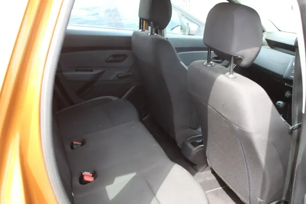 Used Dacia Duster Essentiel 100 HP (73 kW) 2020 Orange SUV