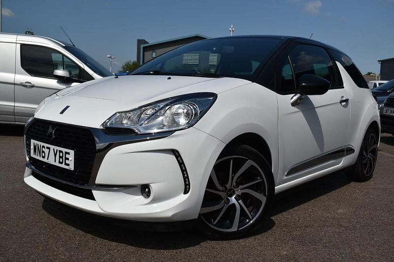 Used DS Automobiles DS3 Connected Chic 2017 White Hatchback