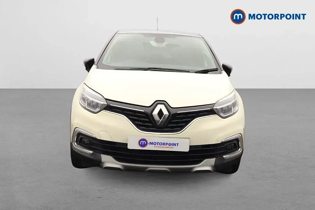 Used Renault Captur GT-Line 90 HP (66 kW) 2018 Cream/black SUV