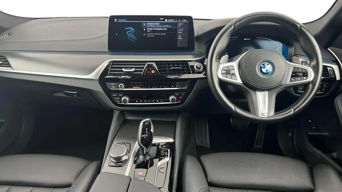 Used BMW 530e M Sport 288 HP (211 kW) 2022 Grey Estate