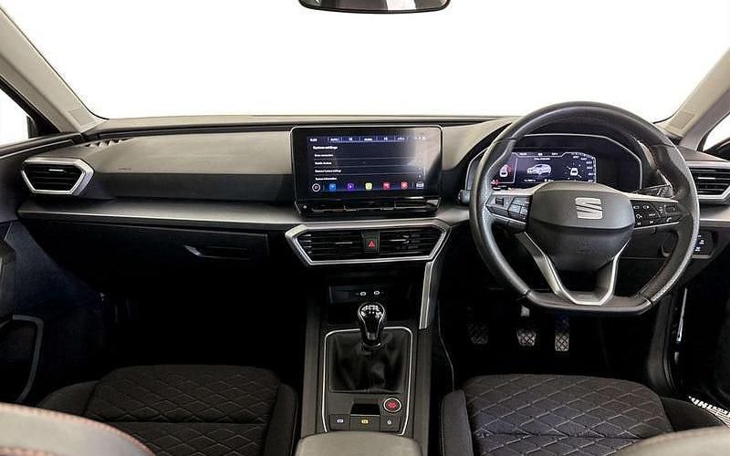 Used Seat Leon FR 131 HP (96 kW) 2023 Hatchback