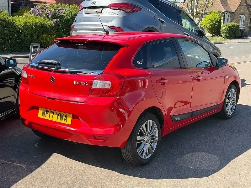 Używany Suzuki Baleno SZ-T 111 KM (81 kW) 2017 Czerwony Hatchback