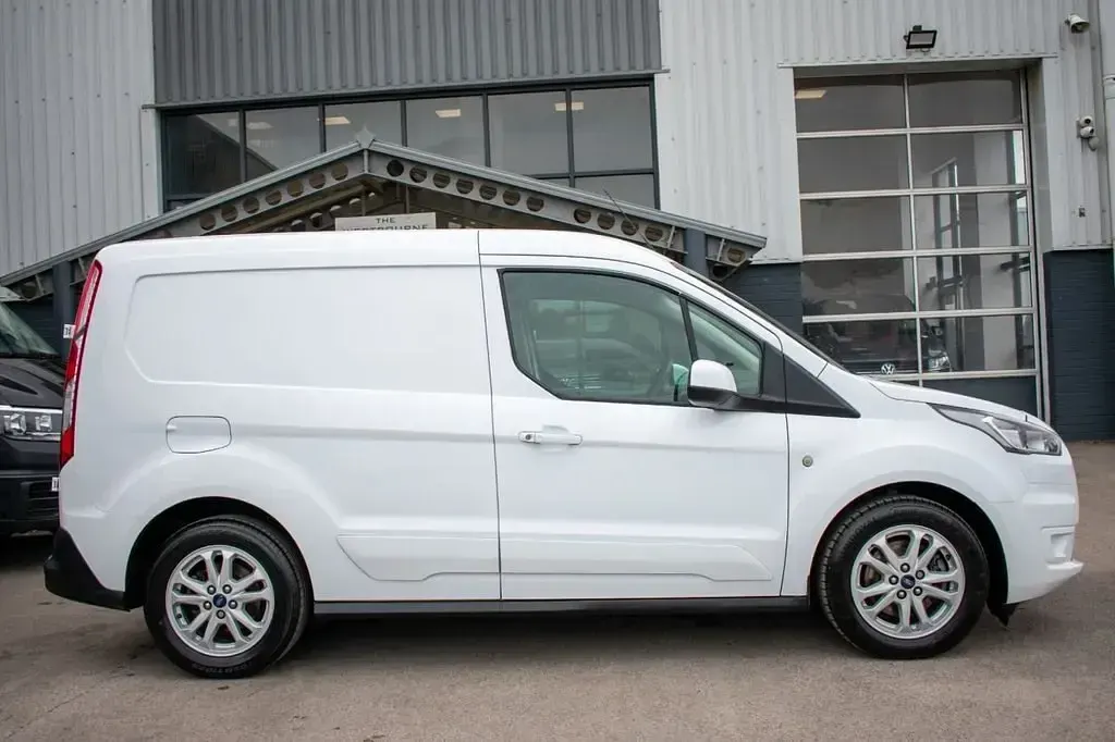 Usado Ford Transit Connect Limited 120 HP (88 kW) 2019 Branco Monovolume