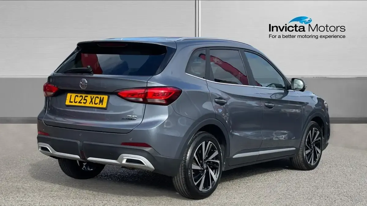 Używany MG ZS Trophy 196 KM (144 kW) 2025 Szary SUV