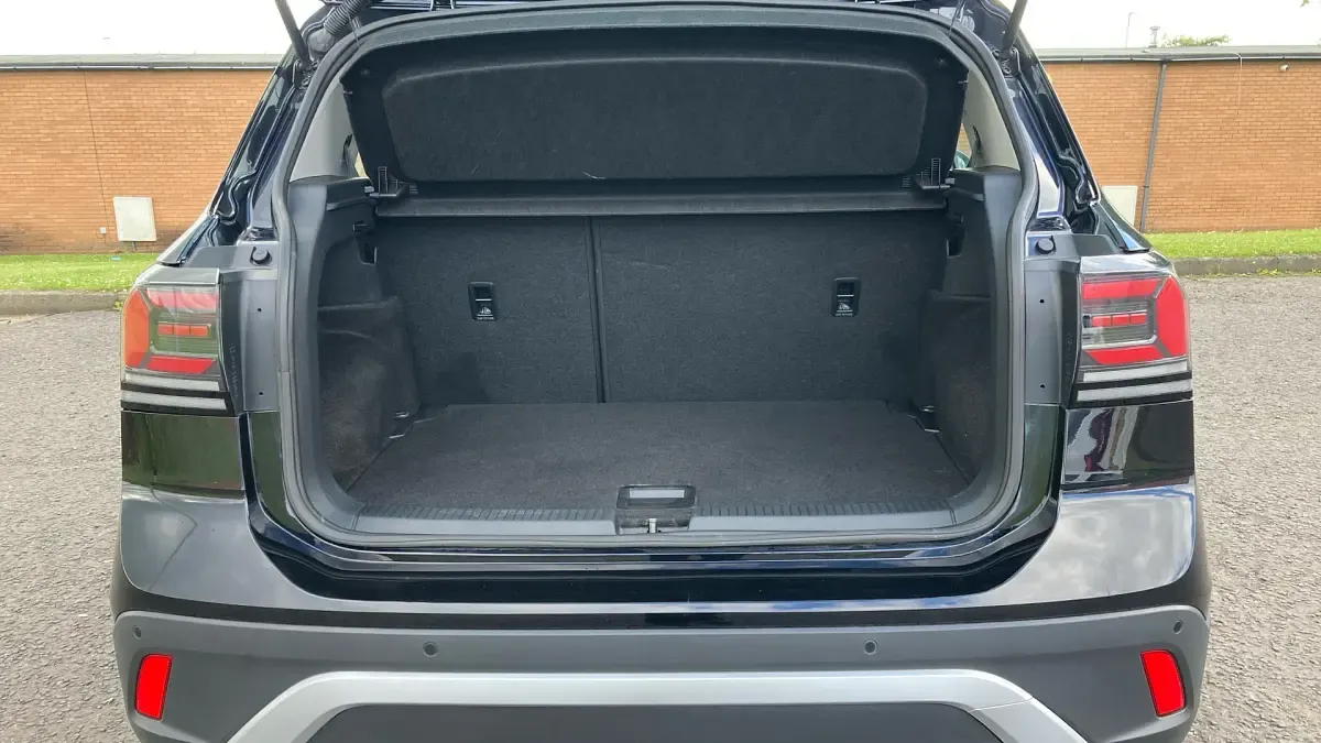 Used VW T-Cross Life 95 HP (69 kW) 2024 Black SUV
