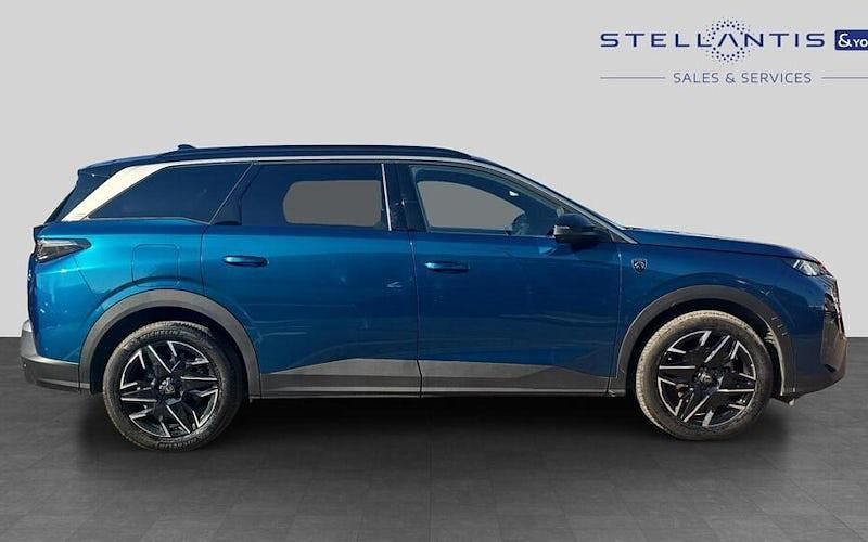 Used Peugeot 5008 GTi 136 HP (100 kW) 2025 Blue SUV