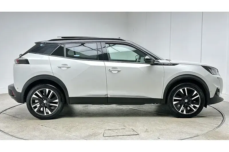 Used Peugeot 2008 GT-line 2020 White SUV