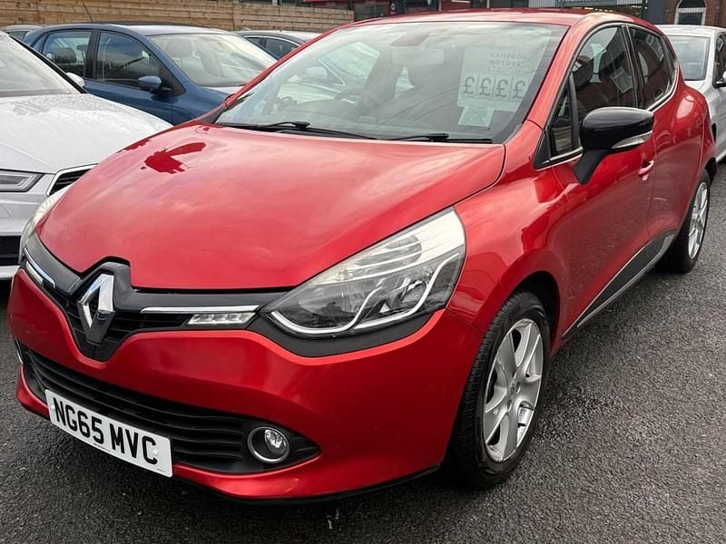 Used Renault Clio IV Dynamique 75 HP (55 kW) 2015 Red Hatchback