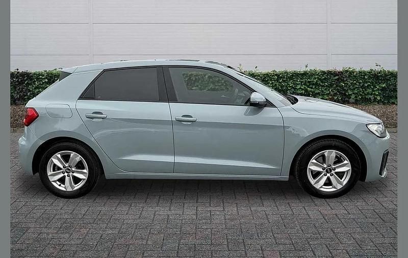 Used Audi A1 Design 108 HP (79 kW) 2021 Grey SUV