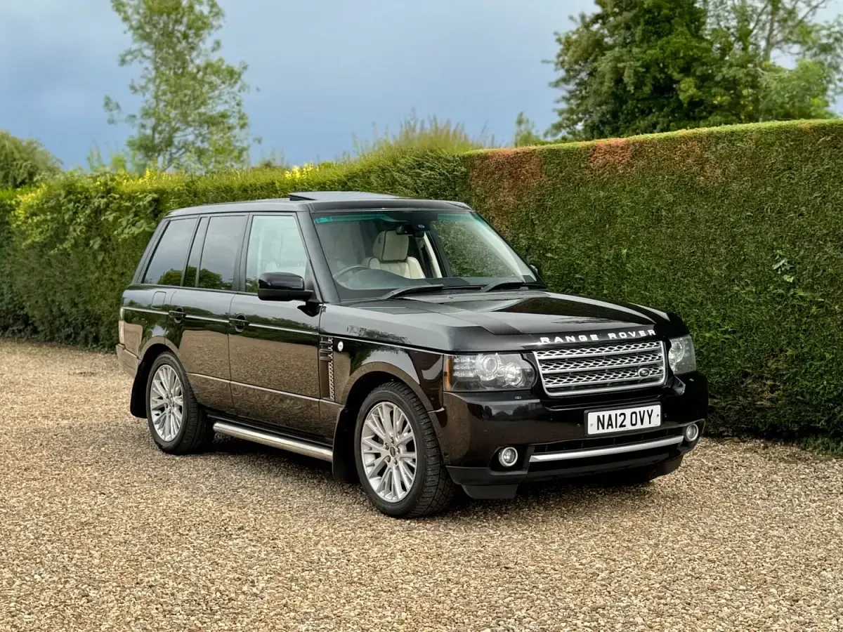 Used Land Rover Range Rover 313 HP (230 kW) 2012 Black SUV