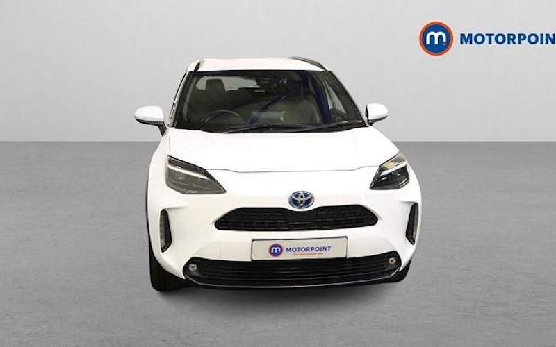 Used Toyota Yaris Hybrid Design 116 HP (85 kW) 2026 Estate