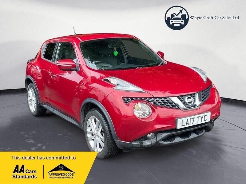 Red Used 2017 Nissan Juke N-Connecta SUV | £6,995 (Fair price) - Image 1/4
