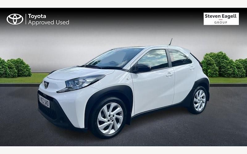 Used Toyota Aygo X PURE 72 HP (52 kW) 2025 SUV