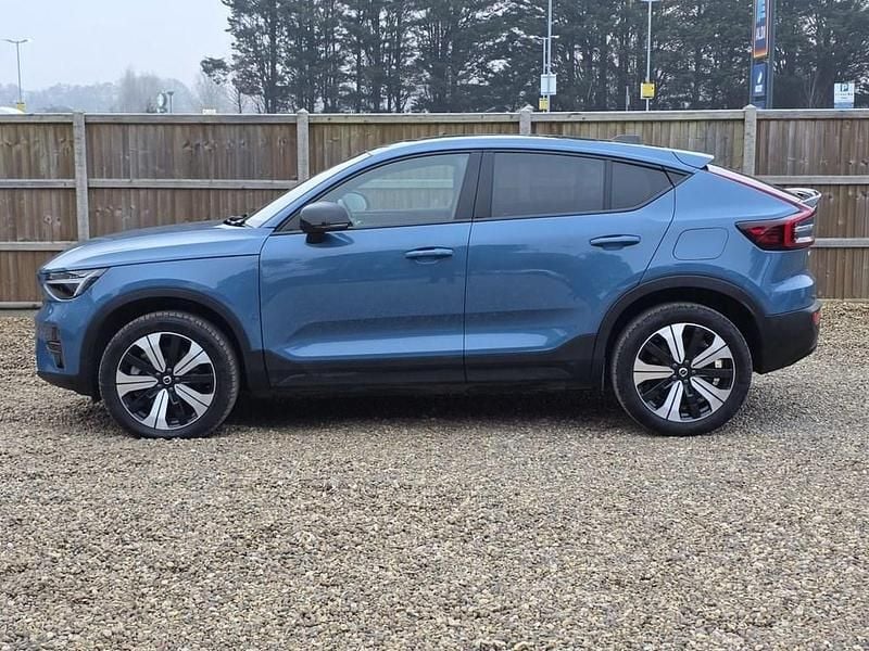 Used Volvo EC40 Core 169 kW (231 HP) 2023 Blue SUV