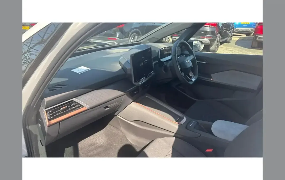 New Cupra Born e-Boost 169 kW (231 HP) 2026 White Hatchback