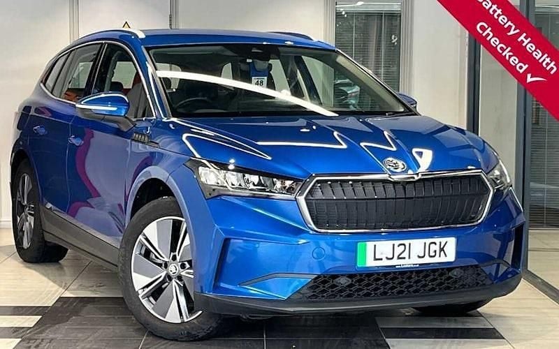 Used 2022 Skoda Enyaq iV Loft SUV | £19,000 (Good price) - Image 1/4
