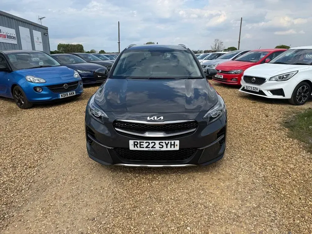 Used Kia XCeed 118 HP (86 kW) 2022 Grey SUV