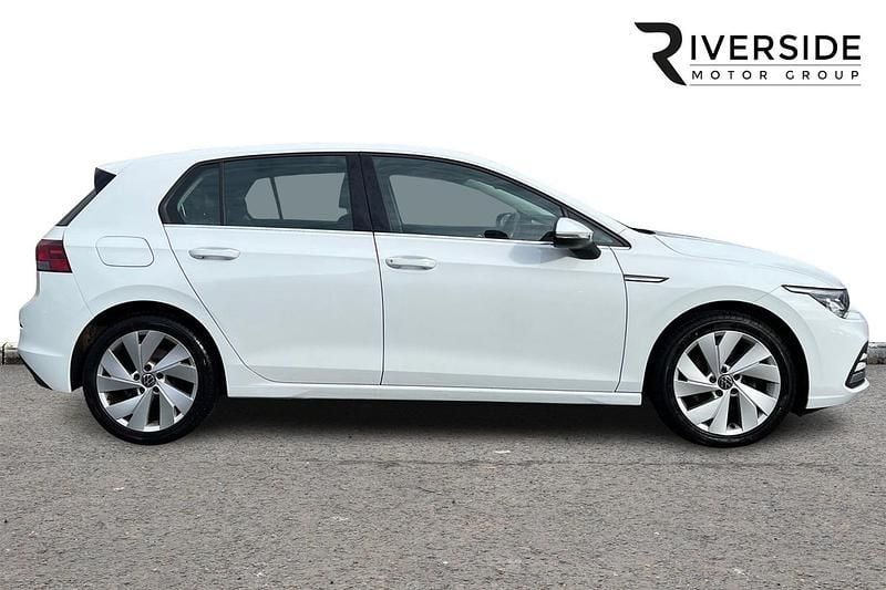 Used VW Golf VIII Style 150 HP (110 kW) 2024 White Hatchback