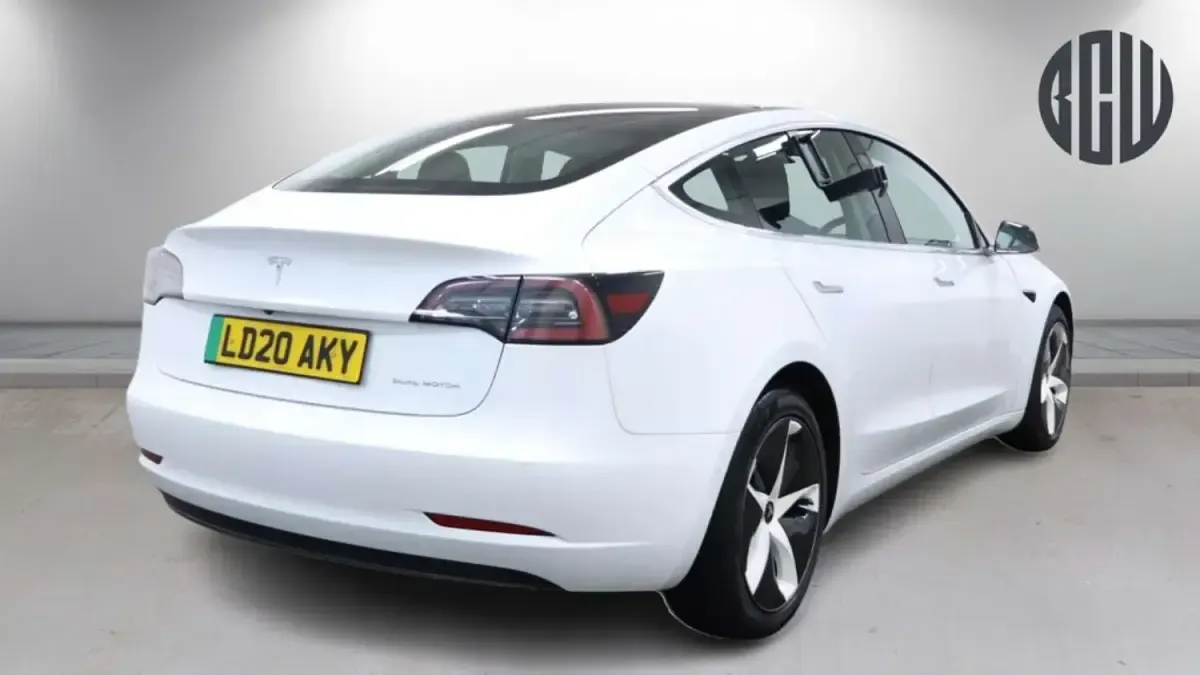 Usado Tesla Model 3 Long Range AWD 366 kW (498 CV) 2020 Blanco Berlina