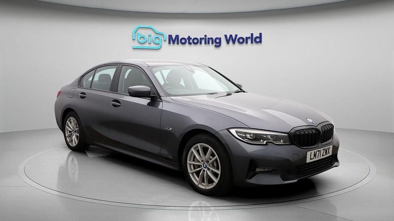 Used 2021 BMW 330e Sedan | £16,800 (Super price) - Image 1/4