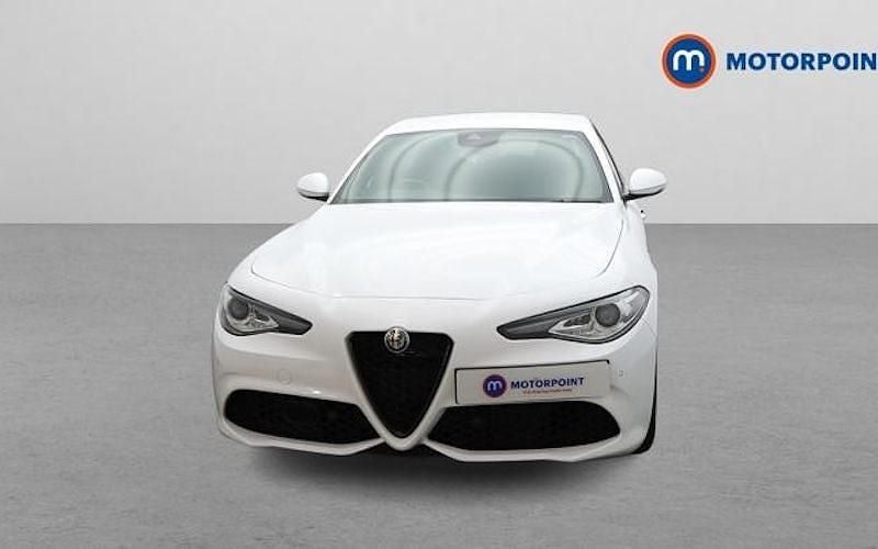 Used Alfa Romeo Giulia Veloce 280 HP (205 kW) 2021 White Sedan