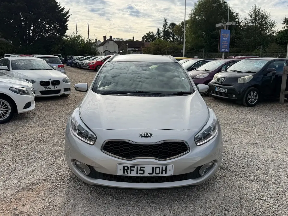 Used Kia Ceed 2015 Silver Hatchback
