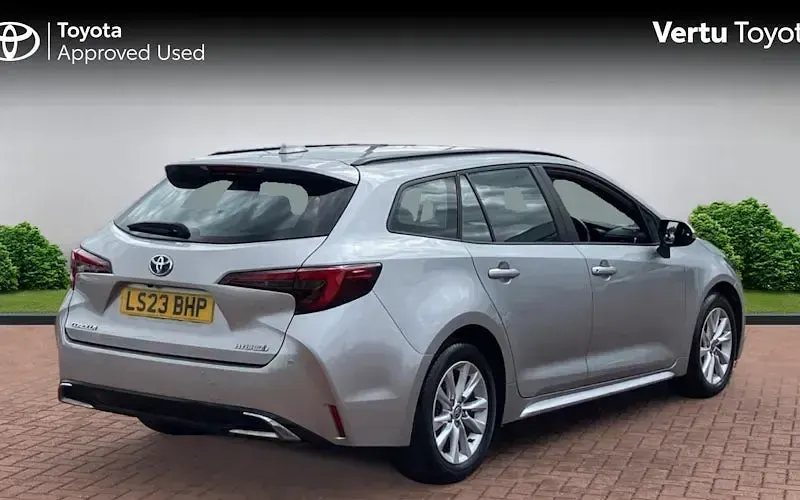 Used Toyota Corolla 140 HP (102 kW) 2026 Estate