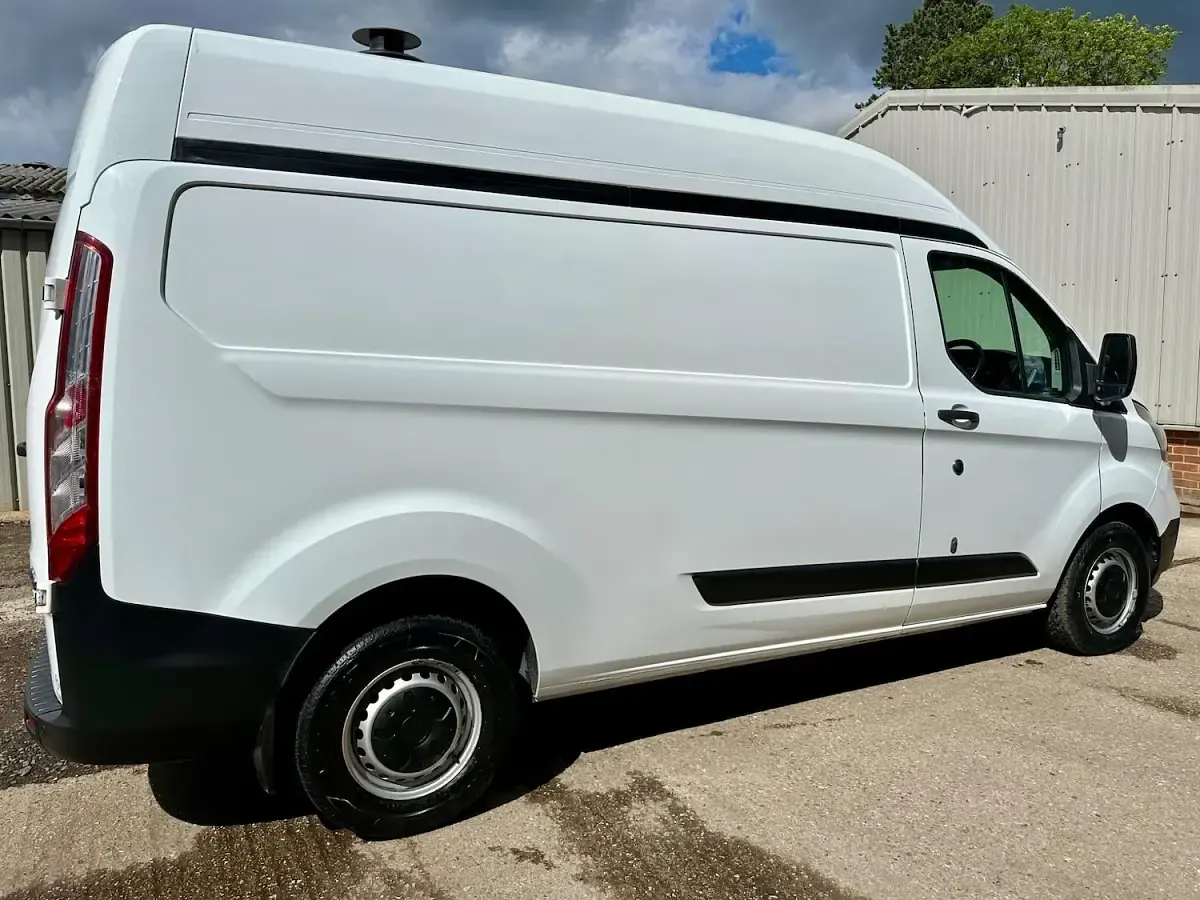 Used Ford Transit Custom S 105 HP (77 kW) 2020 White Van