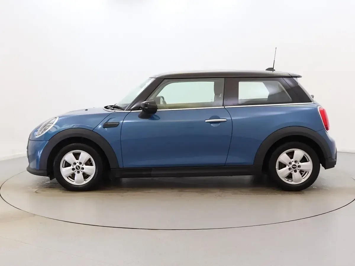Used Mini Cooper Classic 2021 Blue Hatchback