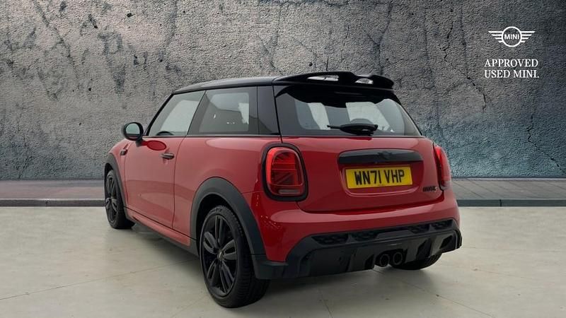 Used Mini Cooper S Sport 192 HP (141 kW) 2021 Red Hatchback
