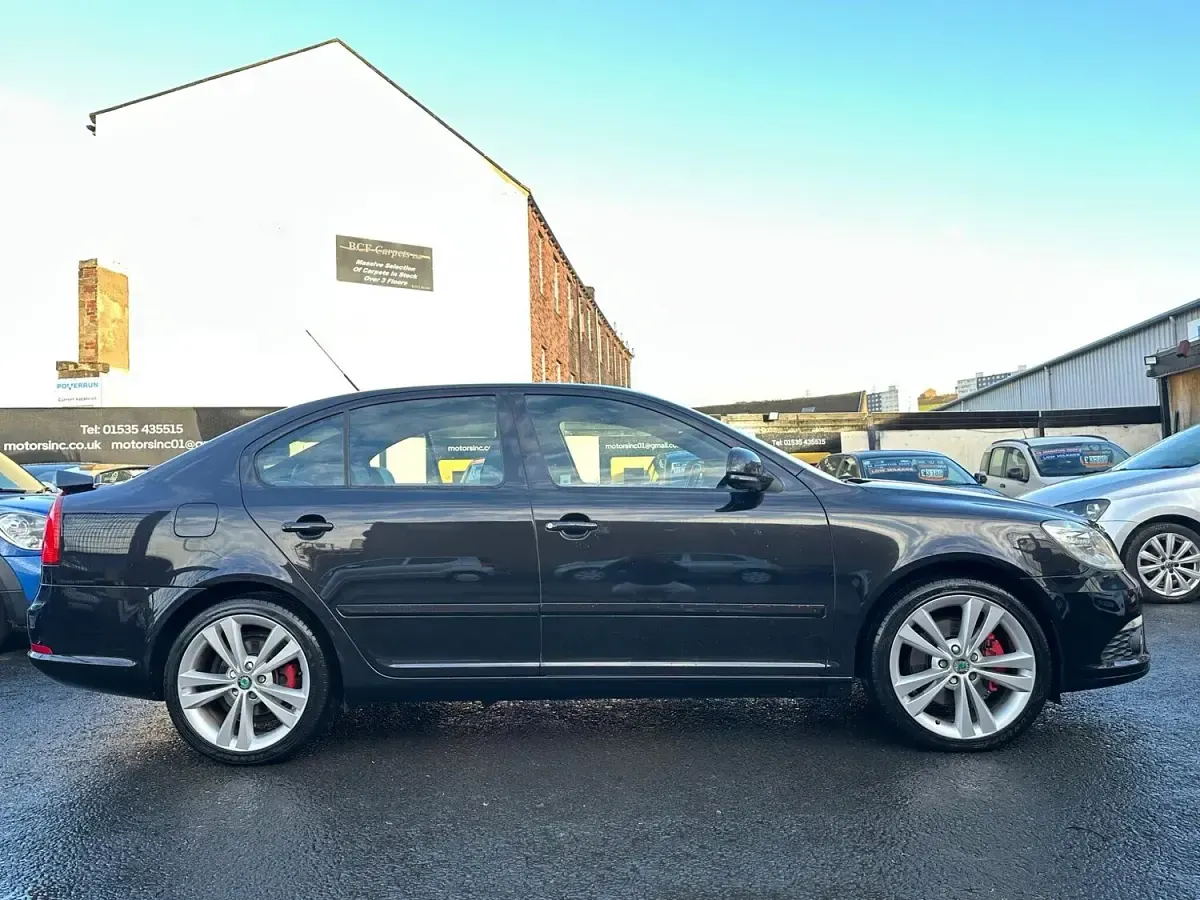 Used Skoda Octavia vRS 140 HP (102 kW) 2010 Black Hatchback