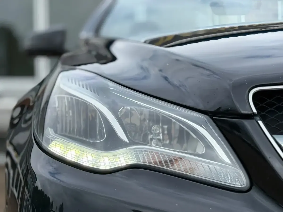 Used Mercedes E250 AMG 2013 Black Cabriolet