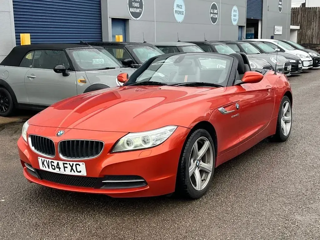 Used BMW Z4 Impressive 184 HP (135 kW) 2014 Orange Cabriolet