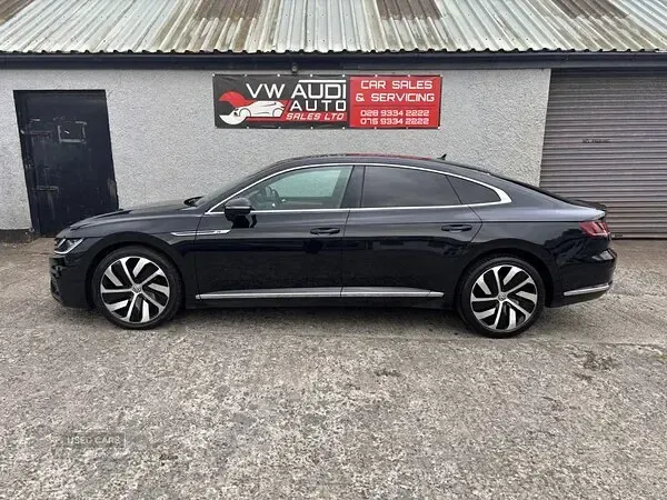 Used VW Arteon R-line 190 HP (139 kW) 2018 Black Hatchback