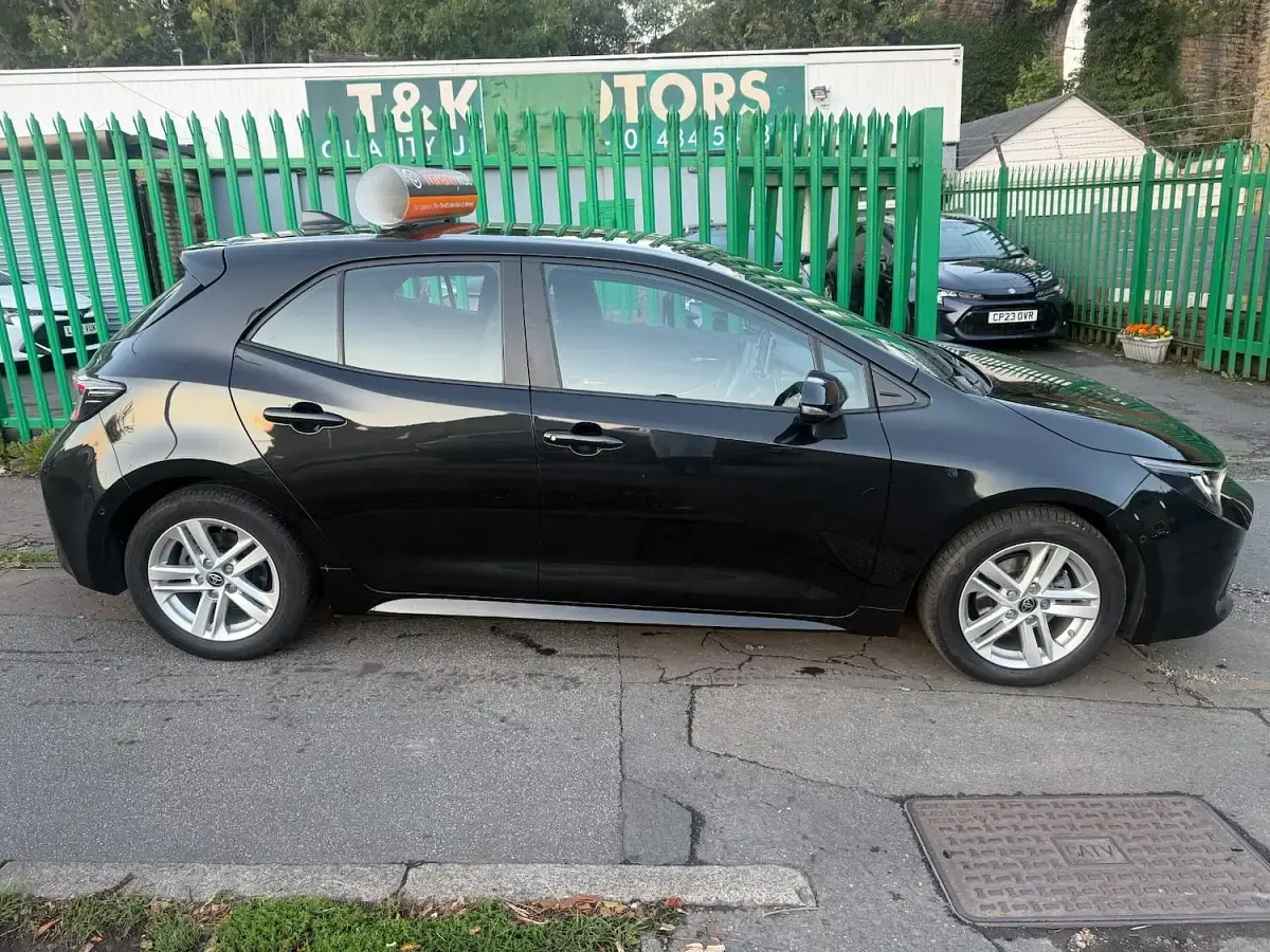 Used Toyota Corolla 120 HP (88 kW) 2023 Black Hatchback