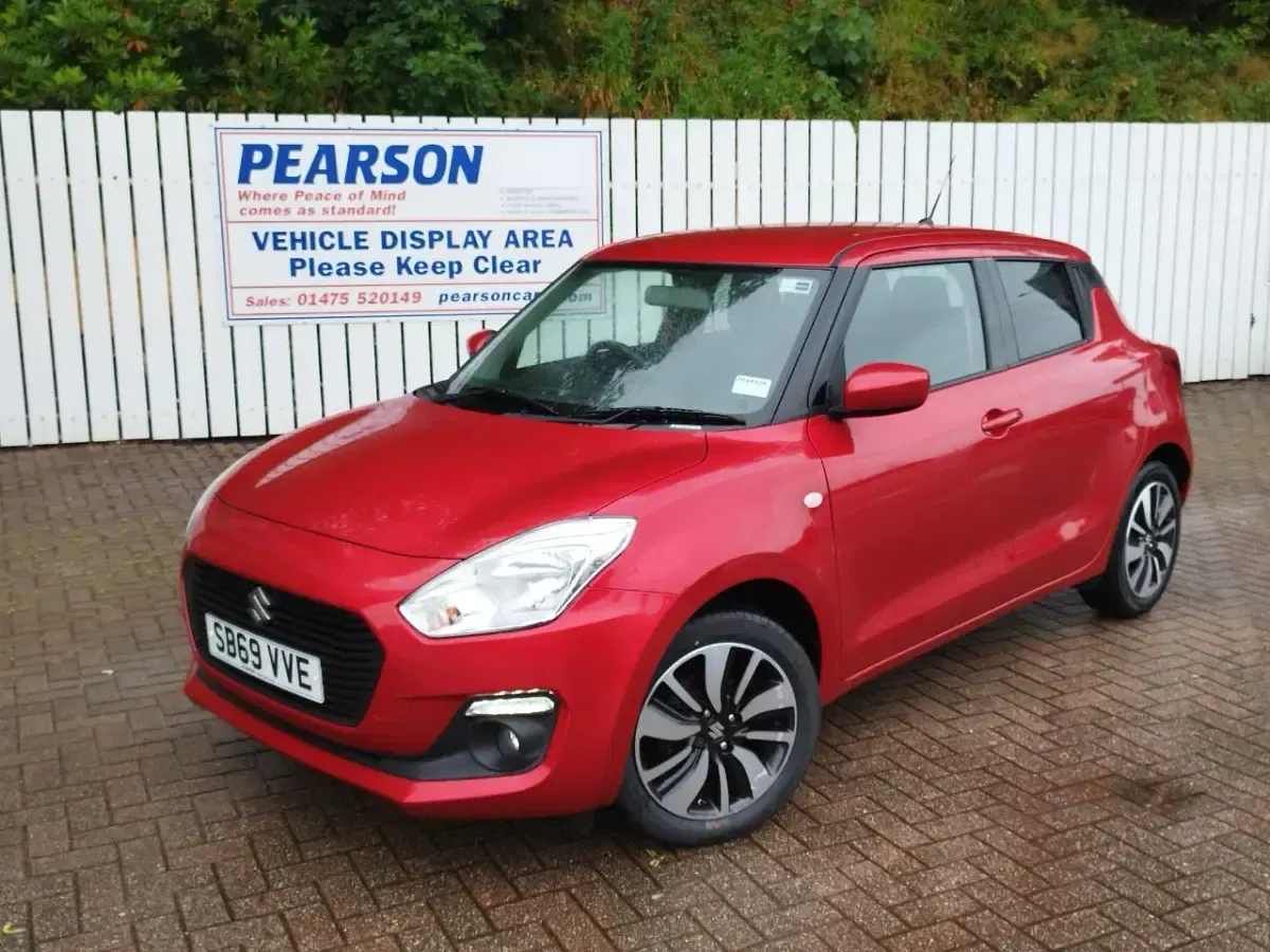 Used Suzuki Swift SZ-T 83 HP (61 kW) 2020 Red Hatchback