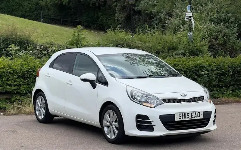 Used Kia Rio 86 HP (63 kW) 2015 Hatchback