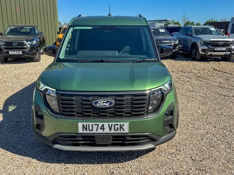 Używany Ford Transit Active 2025 Zielony Van