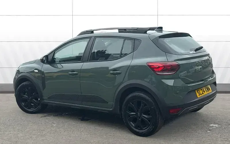 Used Dacia Sandero Extreme 91 HP (66 kW) 2024 Green Hatchback