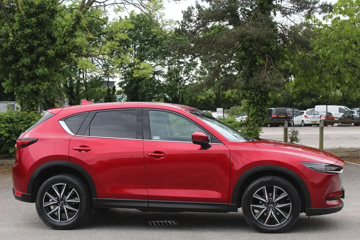 Used Mazda CX-5 Inclusive 150 HP (110 kW) 2017 Red SUV