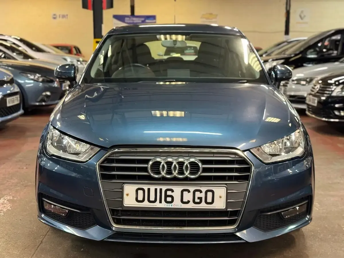 Used Audi A1 Sport 116 HP (85 kW) 2016 Blue Hatchback