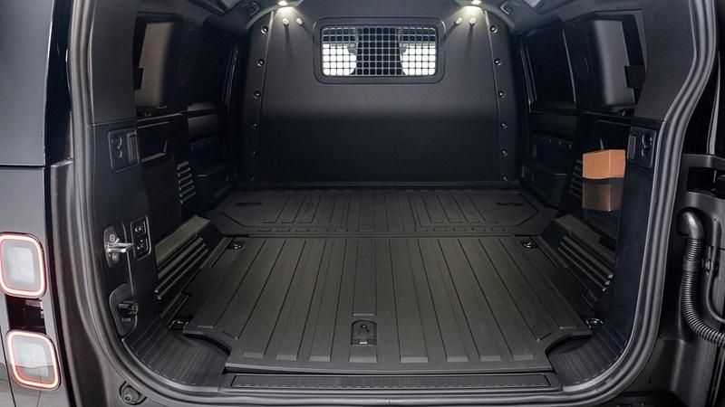 Novo Land Rover Defender SE Dynamic 2026 SUV