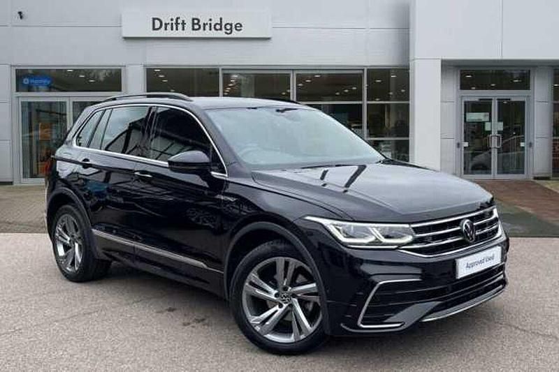 Black Used 2023 VW Tiguan R-line Edition SUV | £27,795 (Fair price) - Image 1/4
