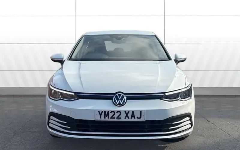 Used VW Golf VIII Life 131 HP (96 kW) 2024 Hatchback
